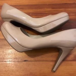 Marc Fisher Nude platform heels